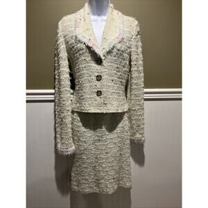 Vtg St John 2pc Skirt Suit Pale Green Fringed Button Front Jacket Sz 2 Colorful